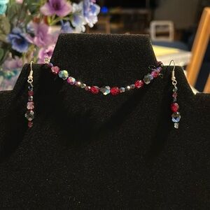 Elegant Red and Black Beaded Earrings and Bracelet.
